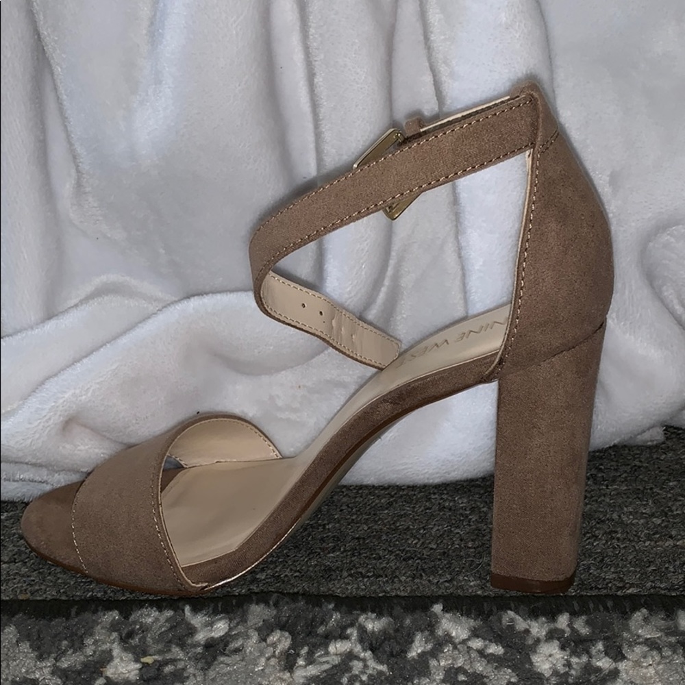 Nine West Nude Heel